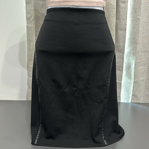 Max Studio - Picture 2 of 7